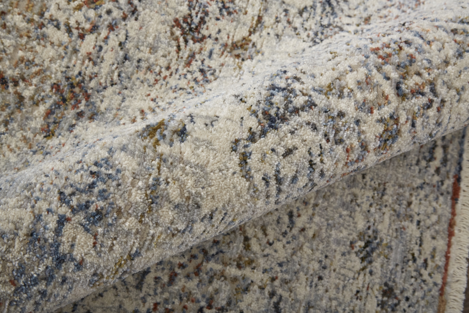 Callaneva Tan 2'6 x 10' Runner Rug - Thumbnail - Image 5