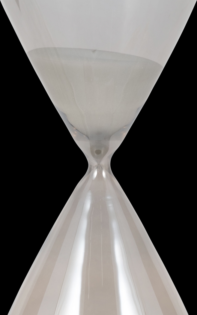 Callejo Gray 20 in. Hourglass - Thumbnail - Image 6