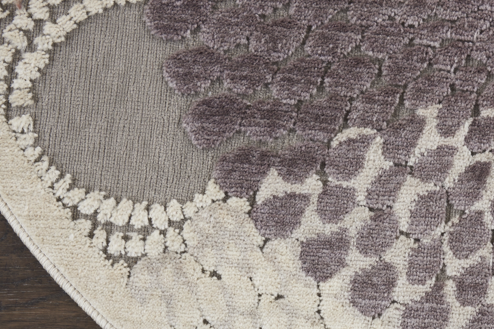 Camberly Gray 7'8 Round Rug - Thumbnail - Image 4