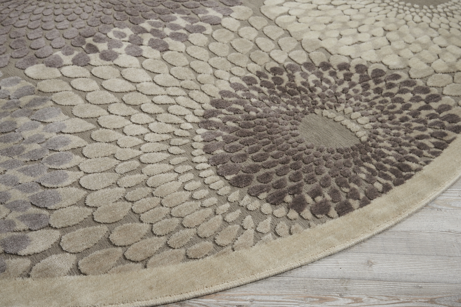 Camberly Gray 7'8 Round Rug - Thumbnail - Image 5