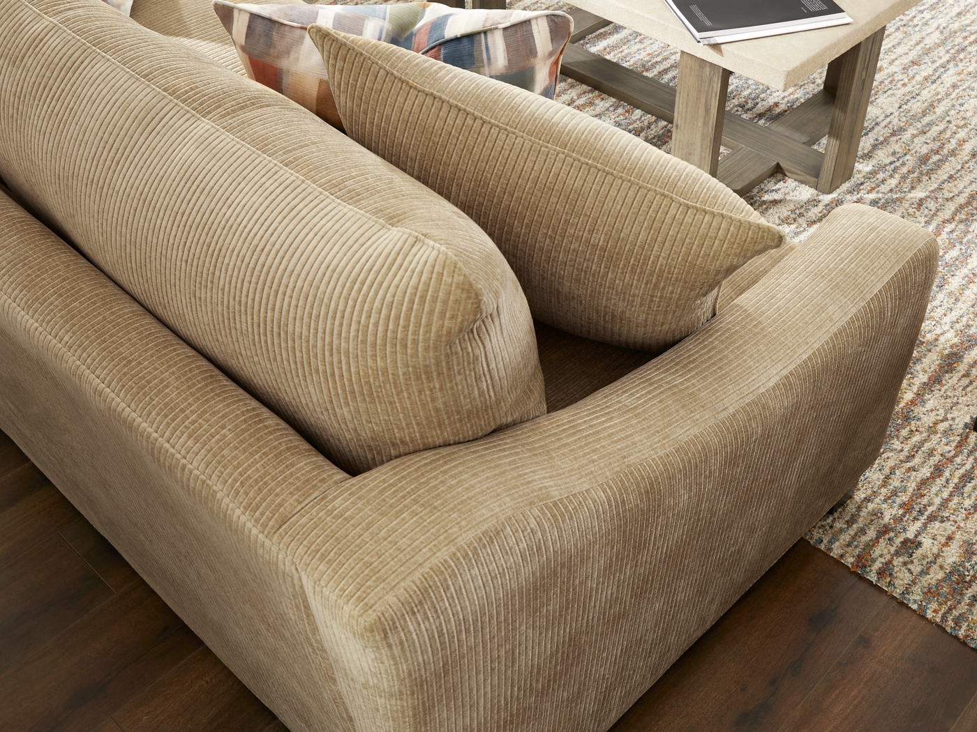 Cambria Gold 7 Pc Living Room with Gel Foam Sleeper Sofa - Thumbnail - Image 7