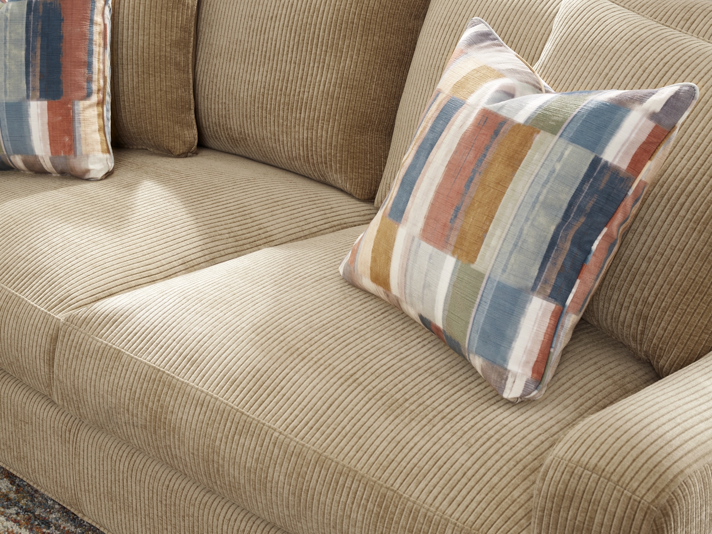 Cambria Gold 7 Pc Living Room - Thumbnail - Image 4