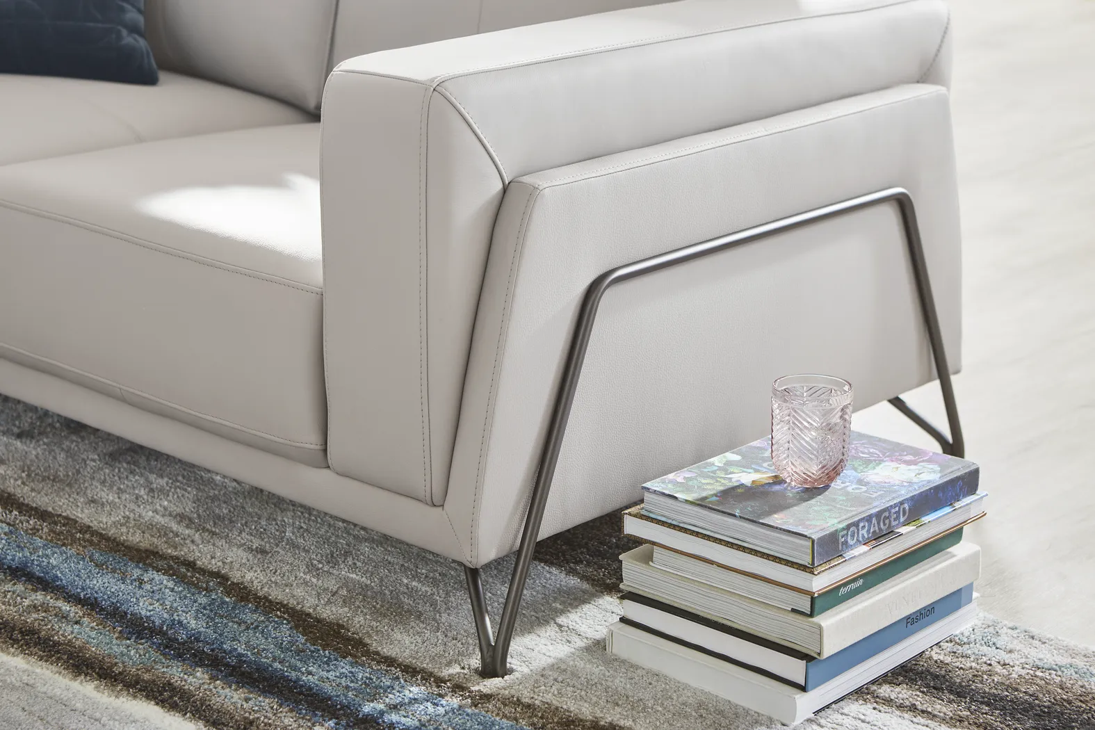 Camelot Dove Gray Leather 5 Pc Living Room - Thumbnail - Image 6