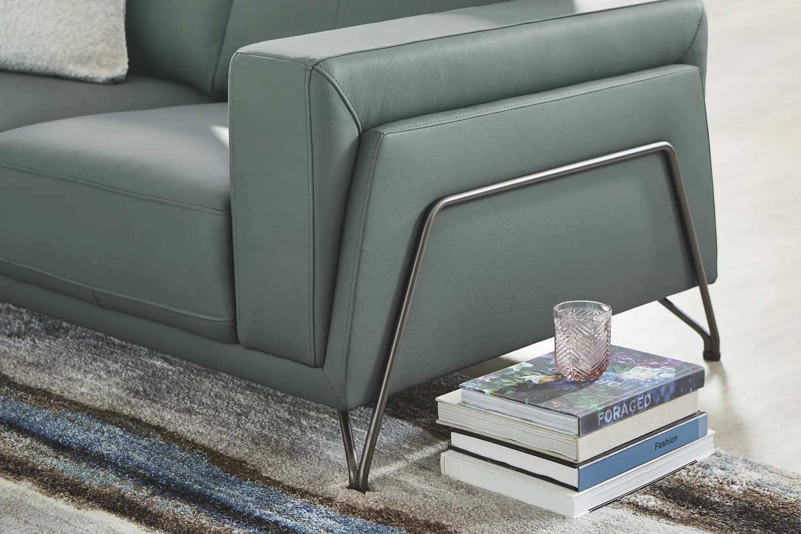 Camelot Slate Blue Leather 5 Pc Living Room - Thumbnail - Image 6