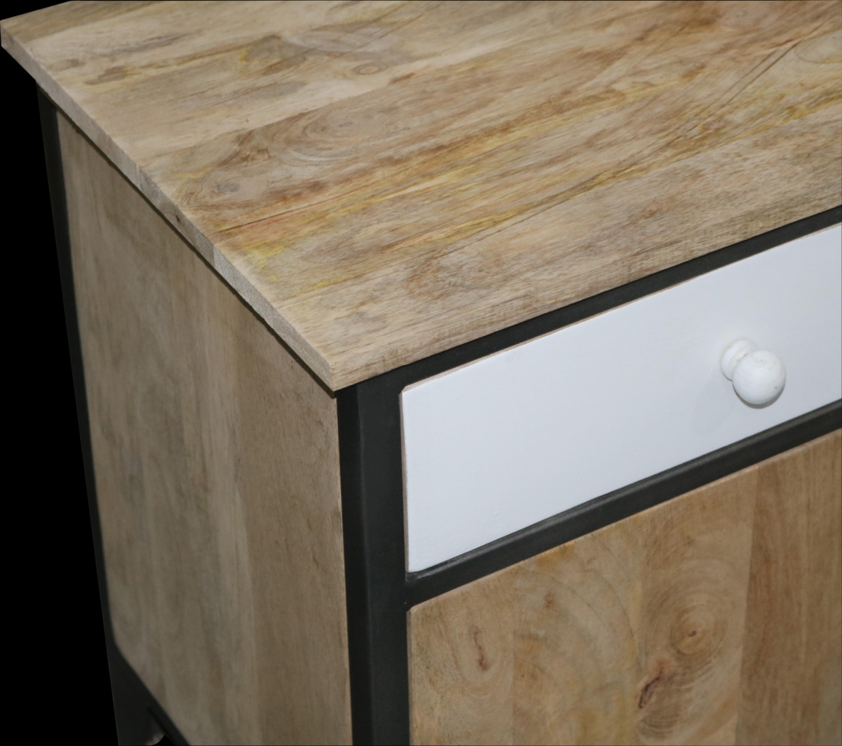 Campiz Tan Nightstand - Thumbnail - Image 3