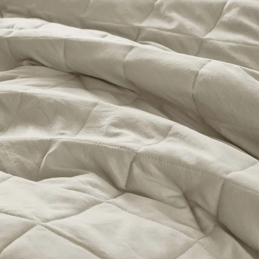 Canarioa Beige King/California King 3 Pc Comforter Set - Thumbnail - Image 8