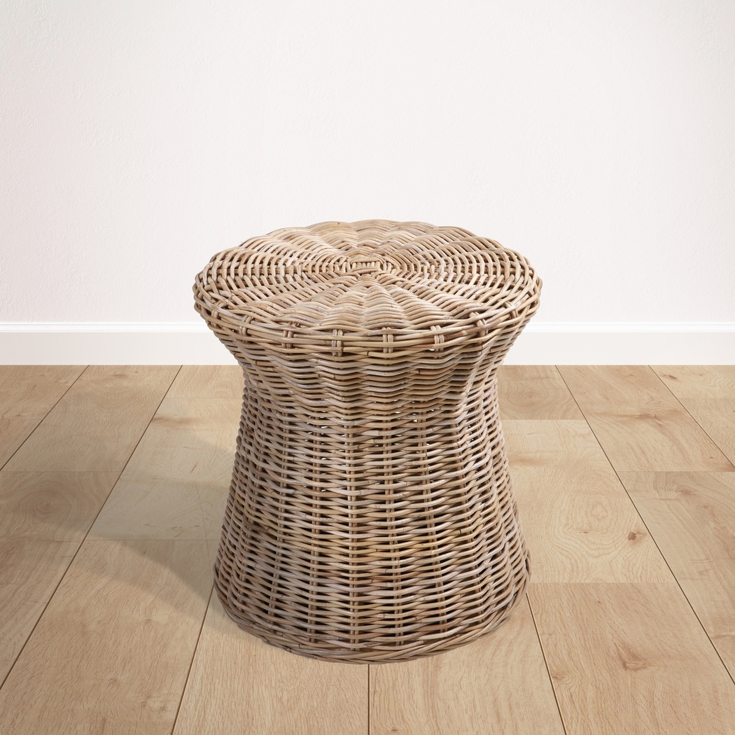 Cantamar Brown End Table - Thumbnail - Image 5
