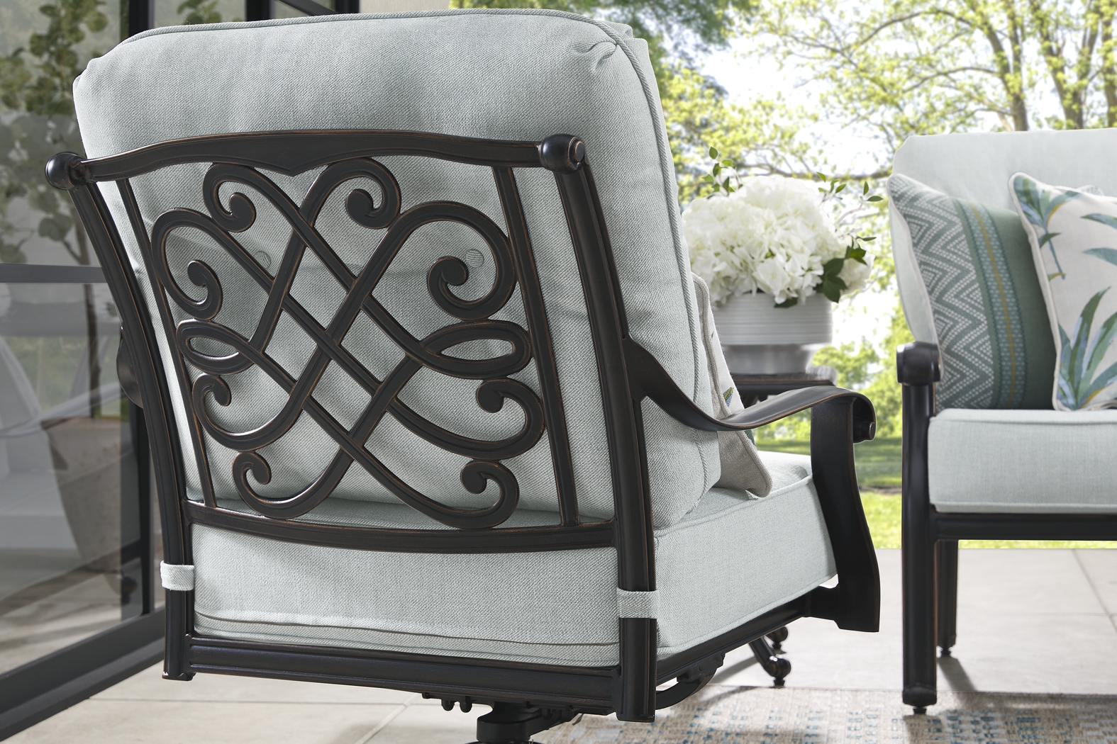 Carina Bronze 5 Pc Outdoor Chat Set with Sky Cushions - Thumbnail - Image 5