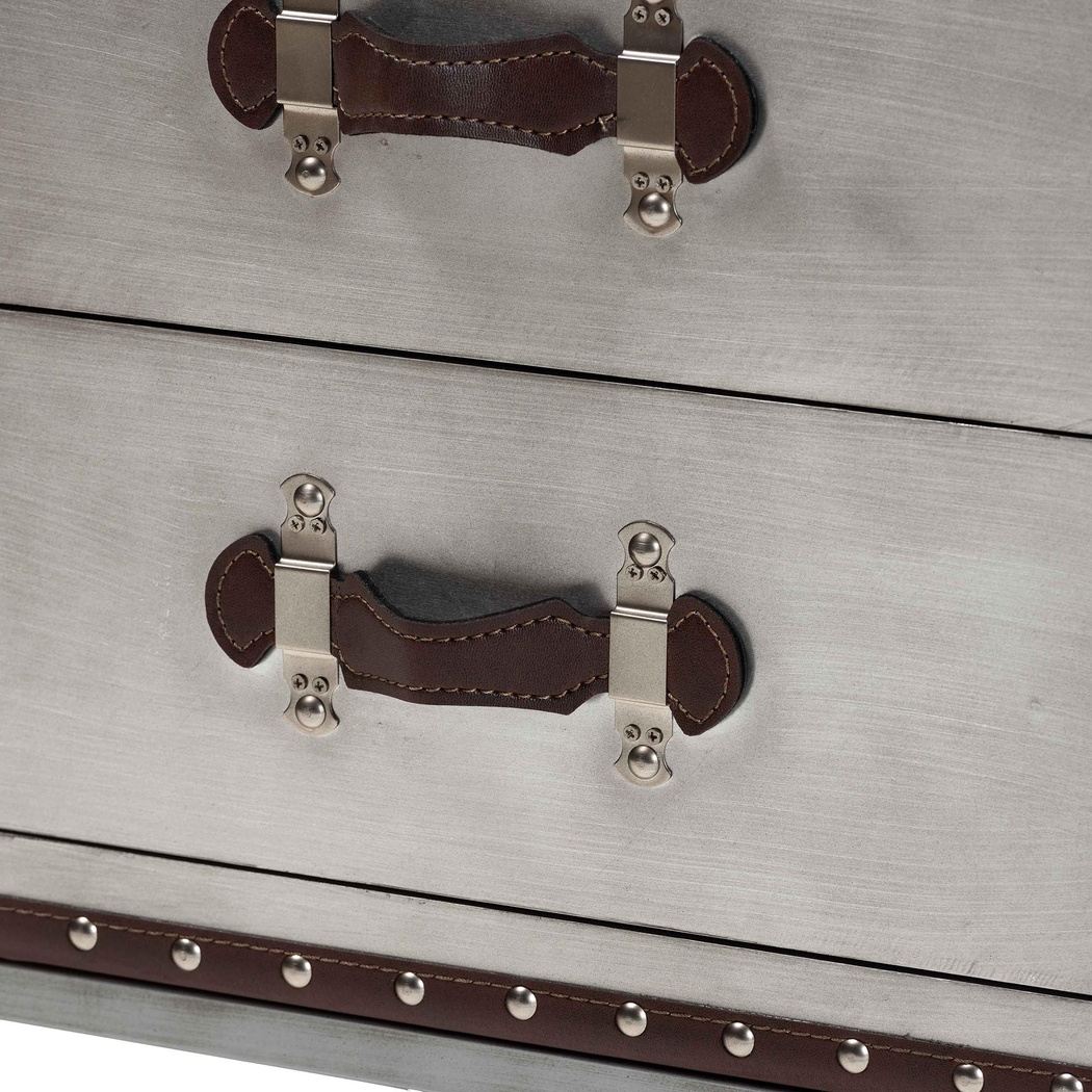 Carlyey Silver End Table - Thumbnail - Image 8