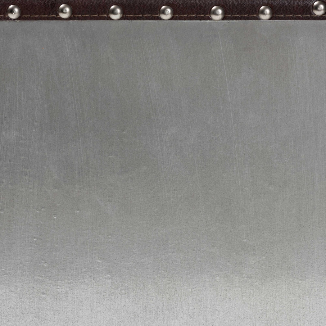 Carlyey Silver End Table - Thumbnail - Image 10