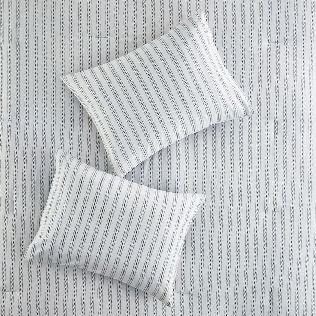 Carondelet Dark Blue California King Comforter Set - Thumbnail - Image 14