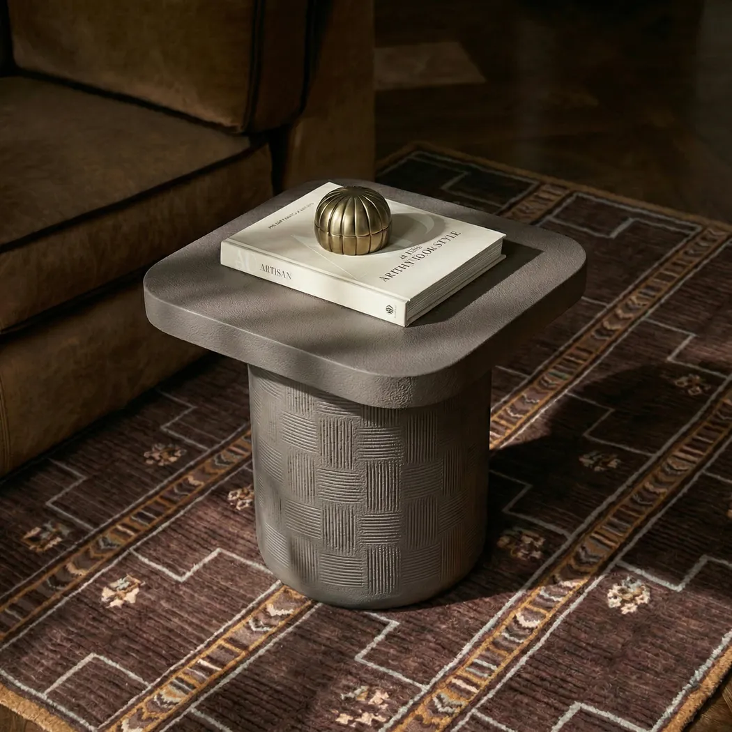 Carrina Brown End Table - Thumbnail - Image 3