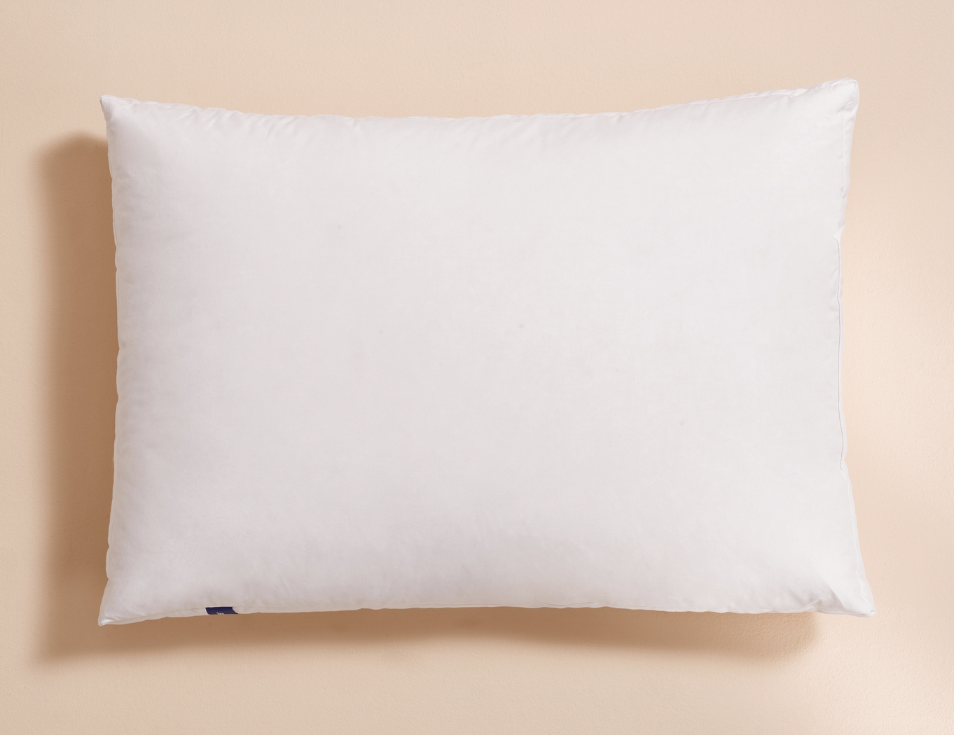 Casper Standard Down Pillow - Thumbnail - Image 4