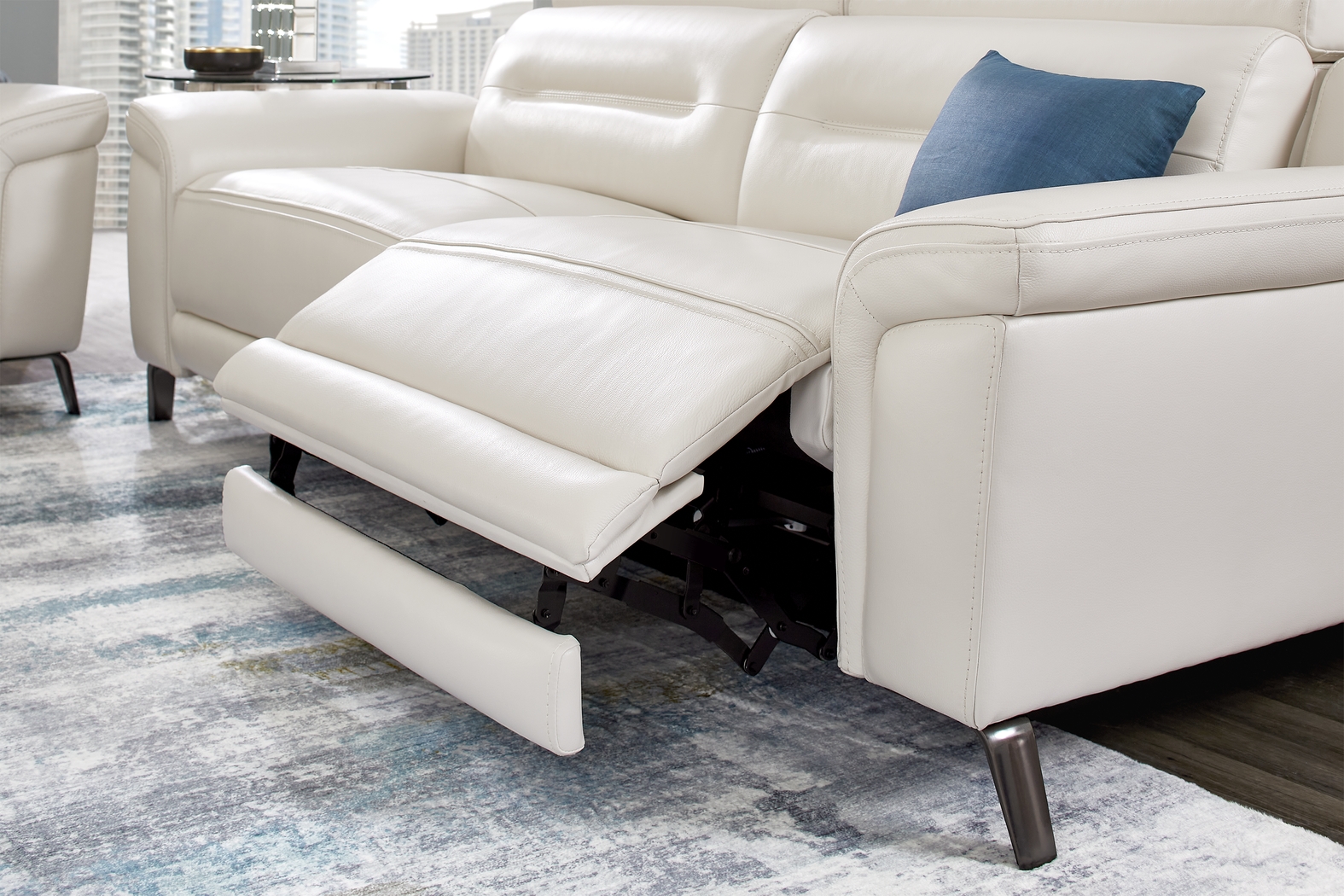 Castella Ivory Leather 5 Pc Dual Power Reclining Living Room - Thumbnail - Image 8