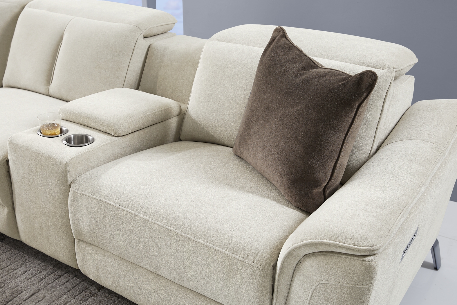 Cavani Gray 6 Pc Dual Power Reclining Sectional - Thumbnail - Image 4