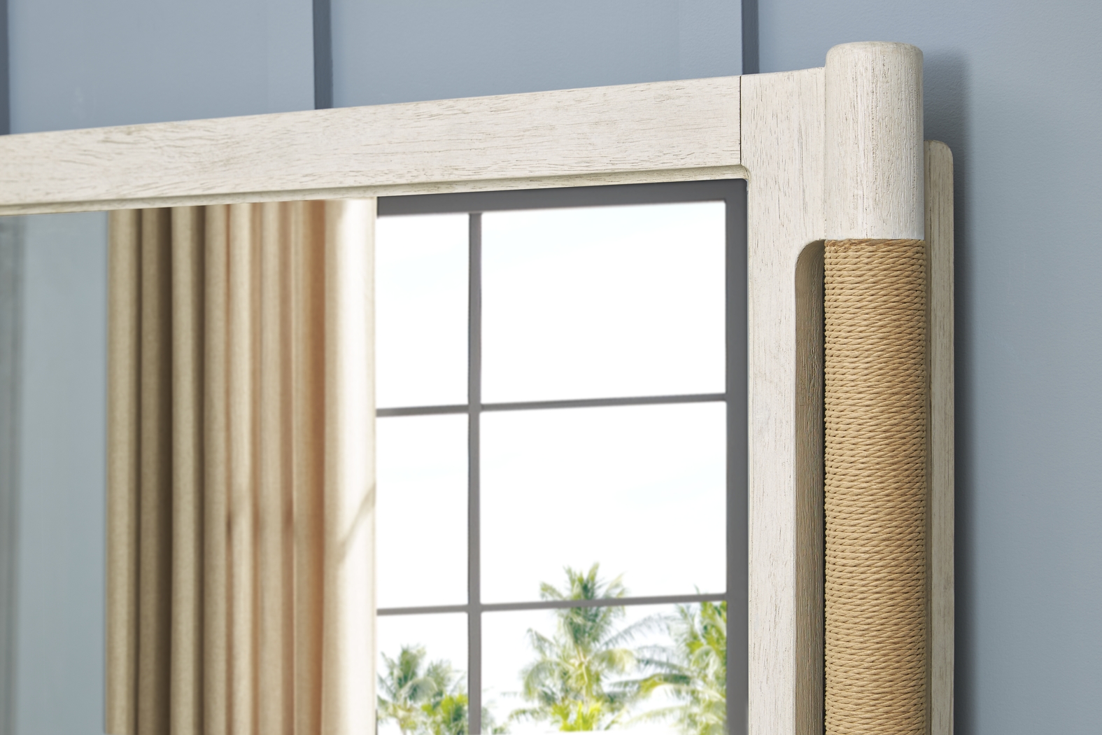 Caviar Cove White 5 Pc Queen Upholstered Bedroom - Thumbnail - Image 9