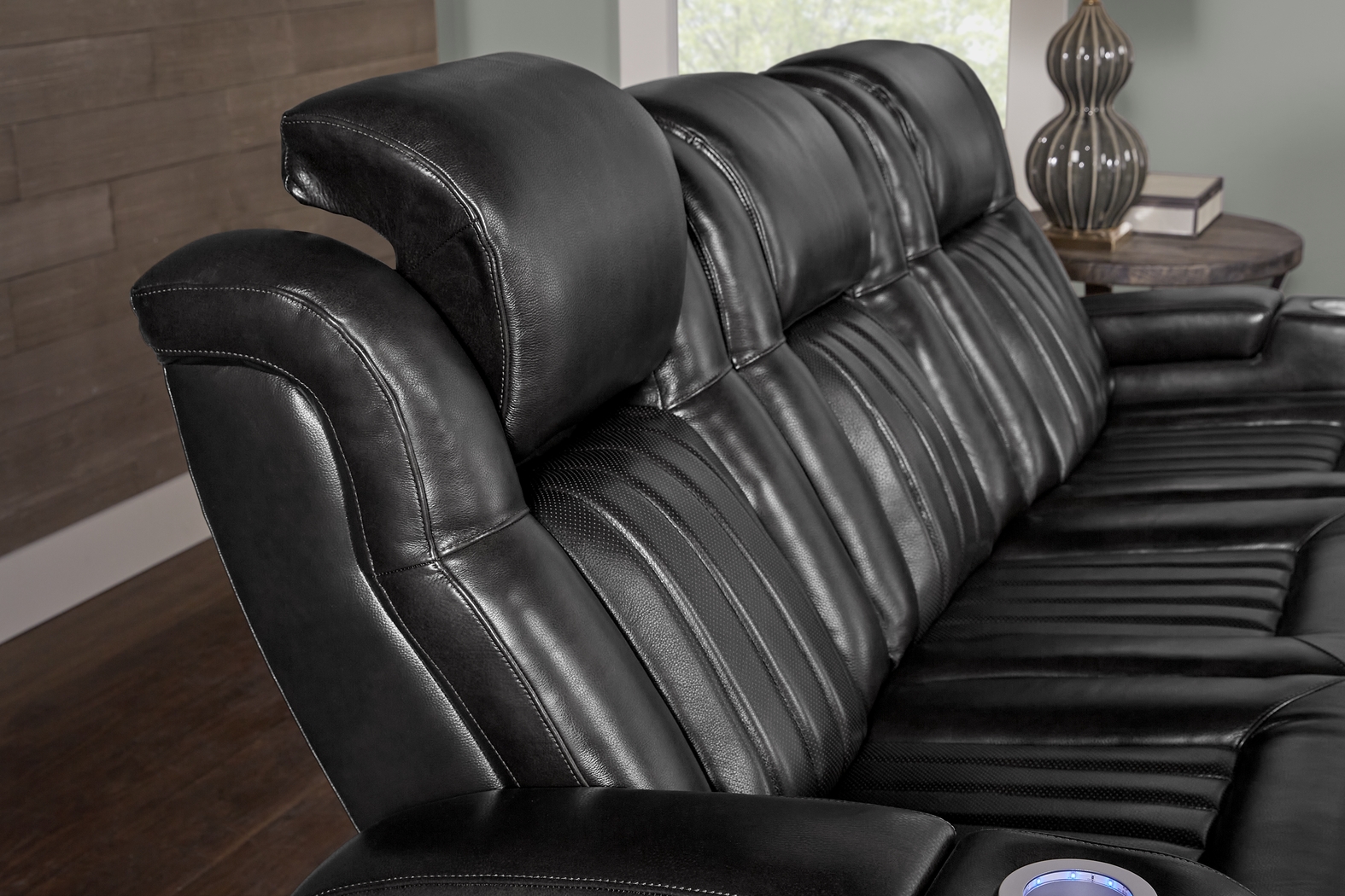 Cenova Black Leather 3 Pc Dual Power Reclining Living Room - Thumbnail - Image 9