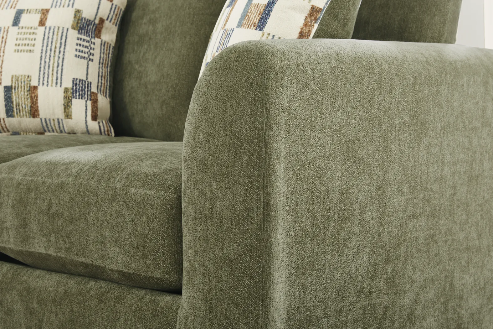 Chamberlain Green 7 Pc Living Room - Thumbnail - Image 8