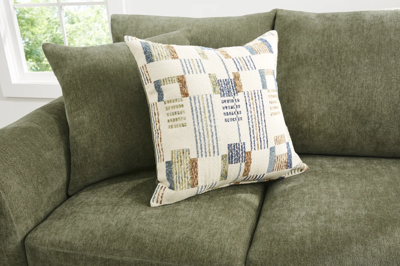 Chamberlain Green 7 Pc Living Room with Sleeper Sofa - Thumbnail - Image 6