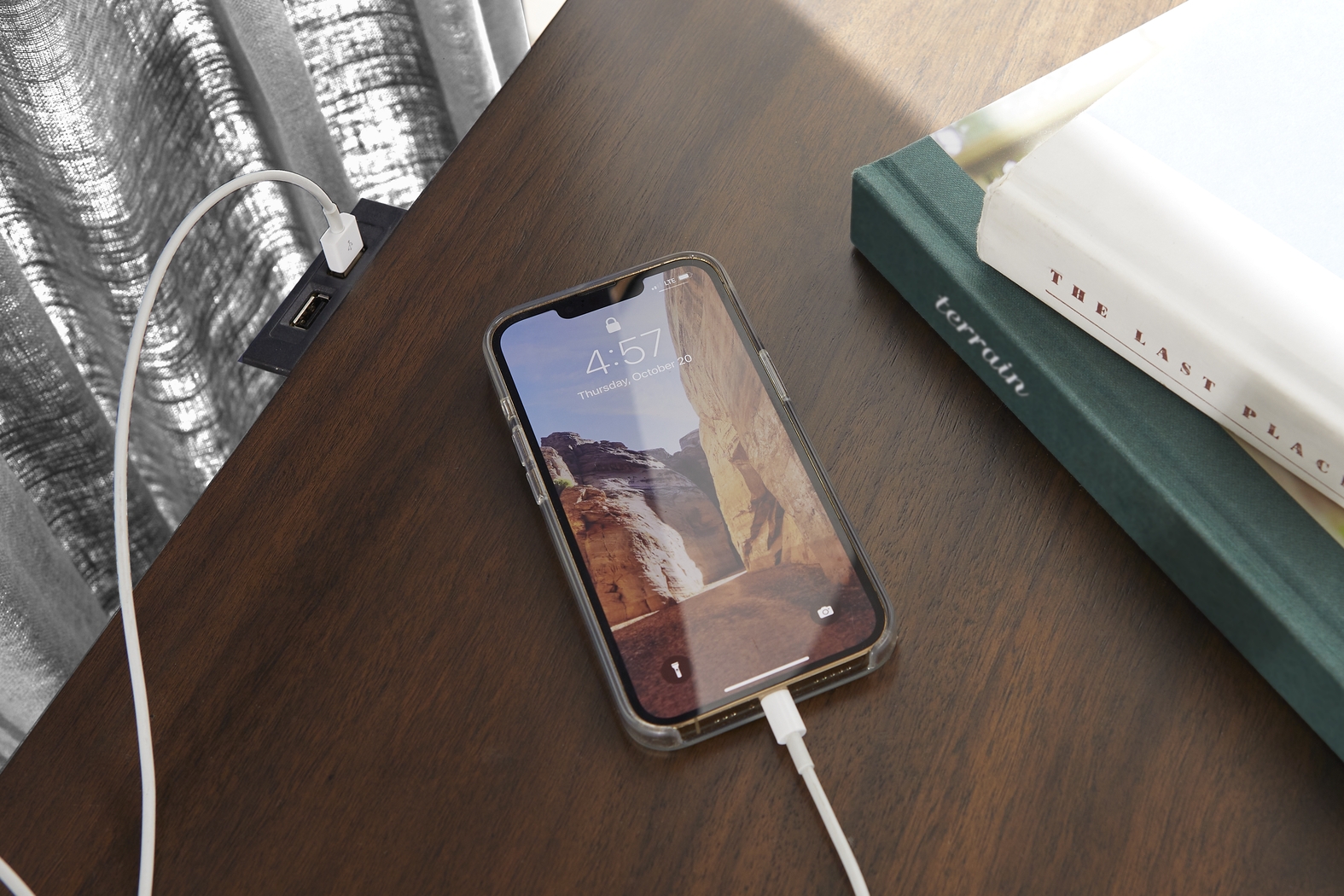 Chandler Hills Brown Nightstand - Thumbnail - Image 3