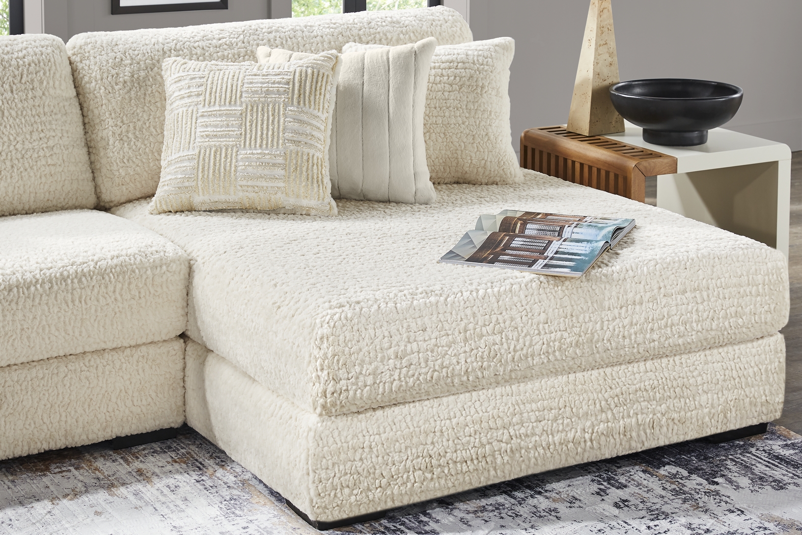 Chandler Ivory 3 Pc Sectional - Thumbnail - Image 3