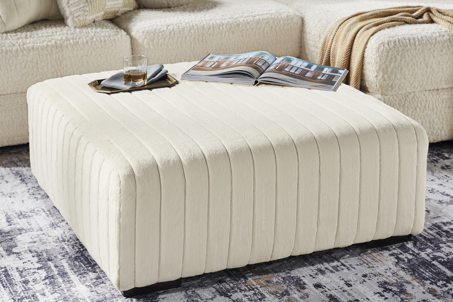 Chandler Ivory 5 Pc Sectional Living Room - Thumbnail - Image 10