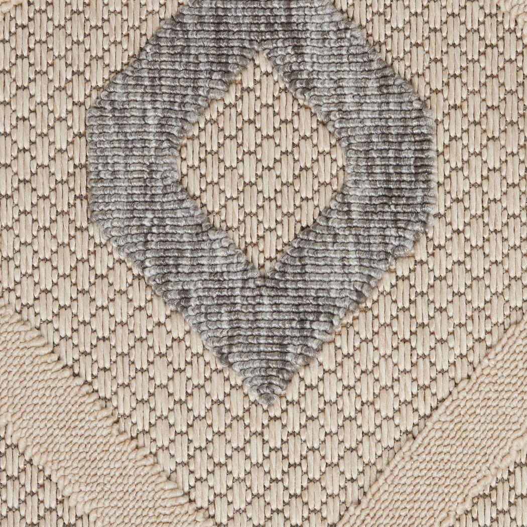 Chanley Cream 5' x 7' Indoor/Outdoor Rug - Thumbnail - Image 4