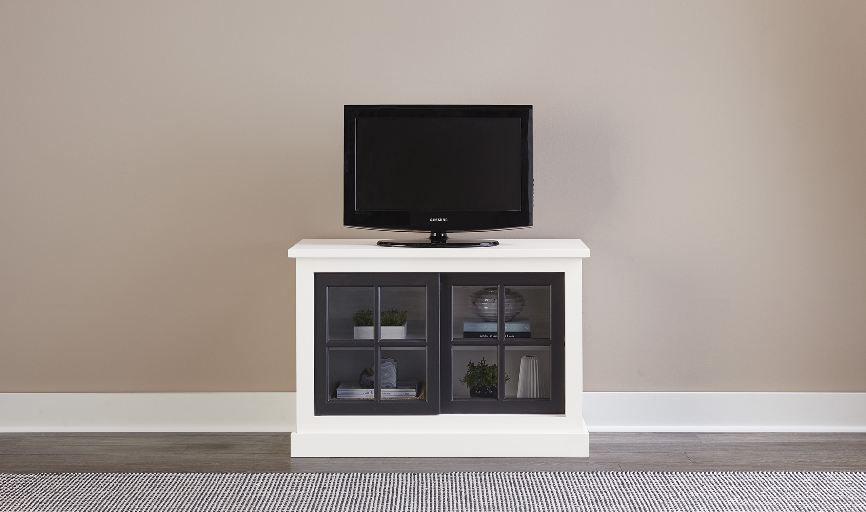 Chantrey White 54 in. Console - Thumbnail - Image 2