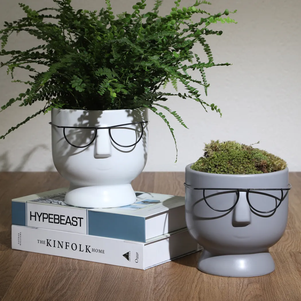 Charttes White Planter - Thumbnail - Image 2