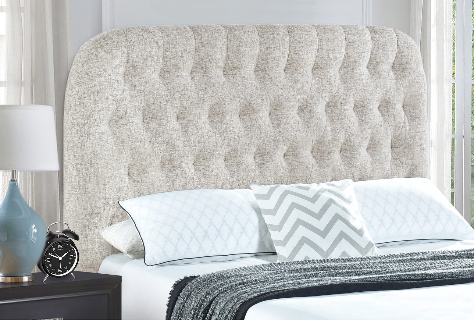 Chaseyn Natural King/California King Headboard - Thumbnail - Image 2