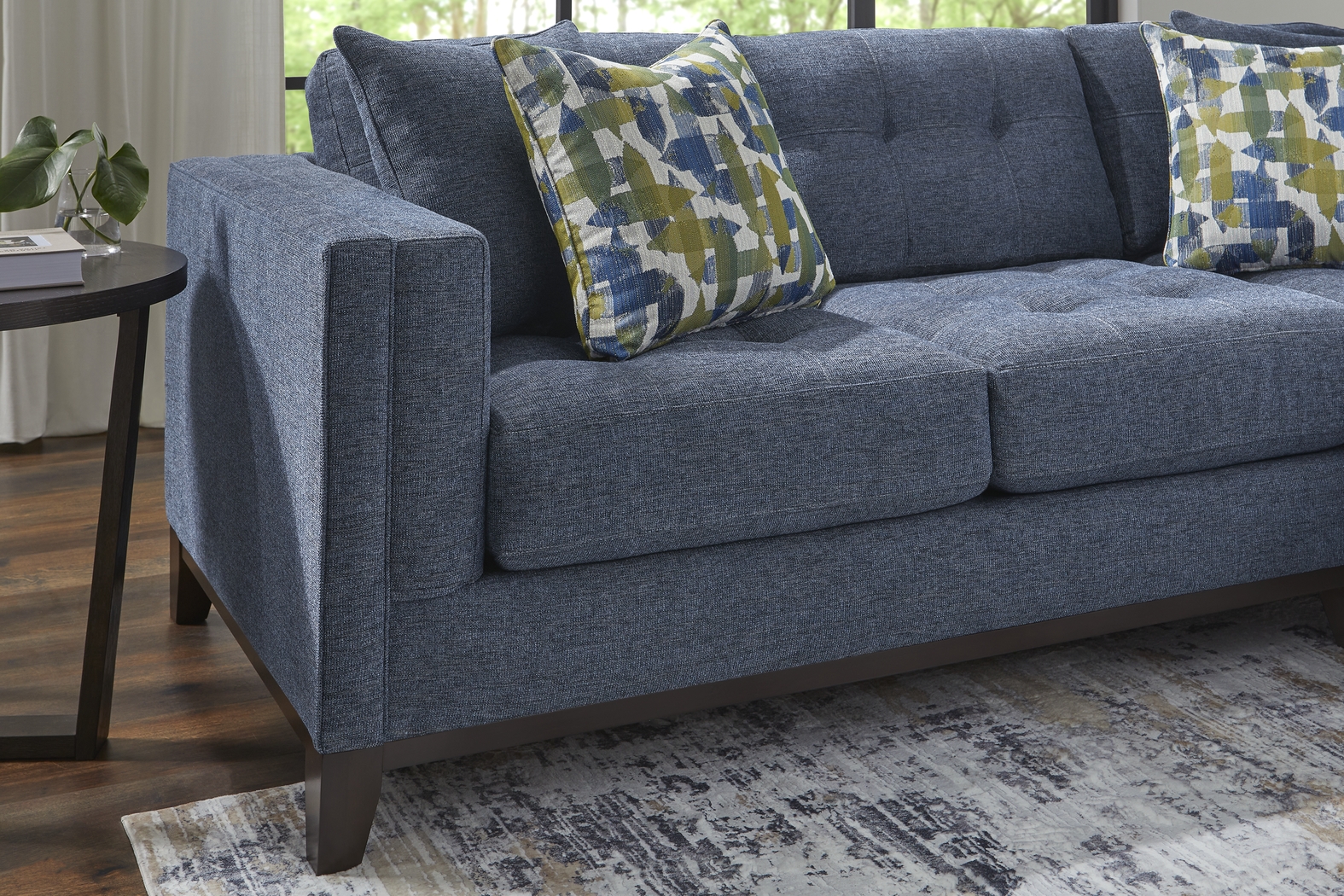Chatham Navy 5 Pc Sectional Living Room - Thumbnail - Image 5