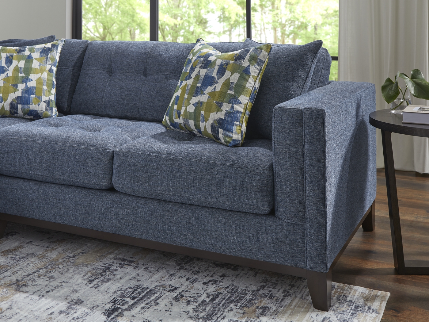 Chatham Navy 5 Pc Sectional Living Room - Thumbnail - Image 4