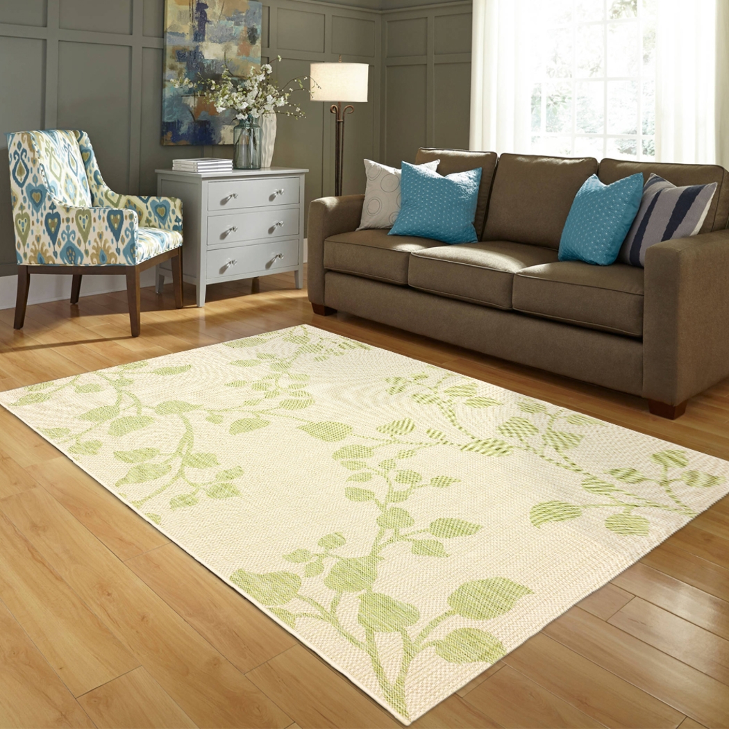 Cherine Green 7' x 5' Indoor/Outdoor Rug - Thumbnail - Image 3