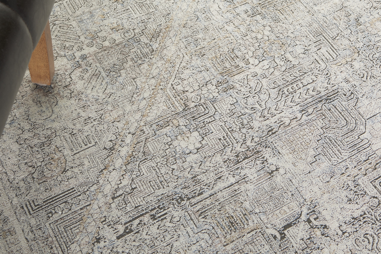 Chisenhale Gray 8' x 10' Rug - Thumbnail - Image 3