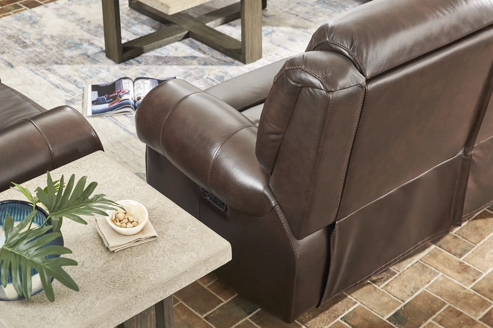 Churchill Brown Dual Power Reclining Leather Loveseat - Thumbnail - Image 3