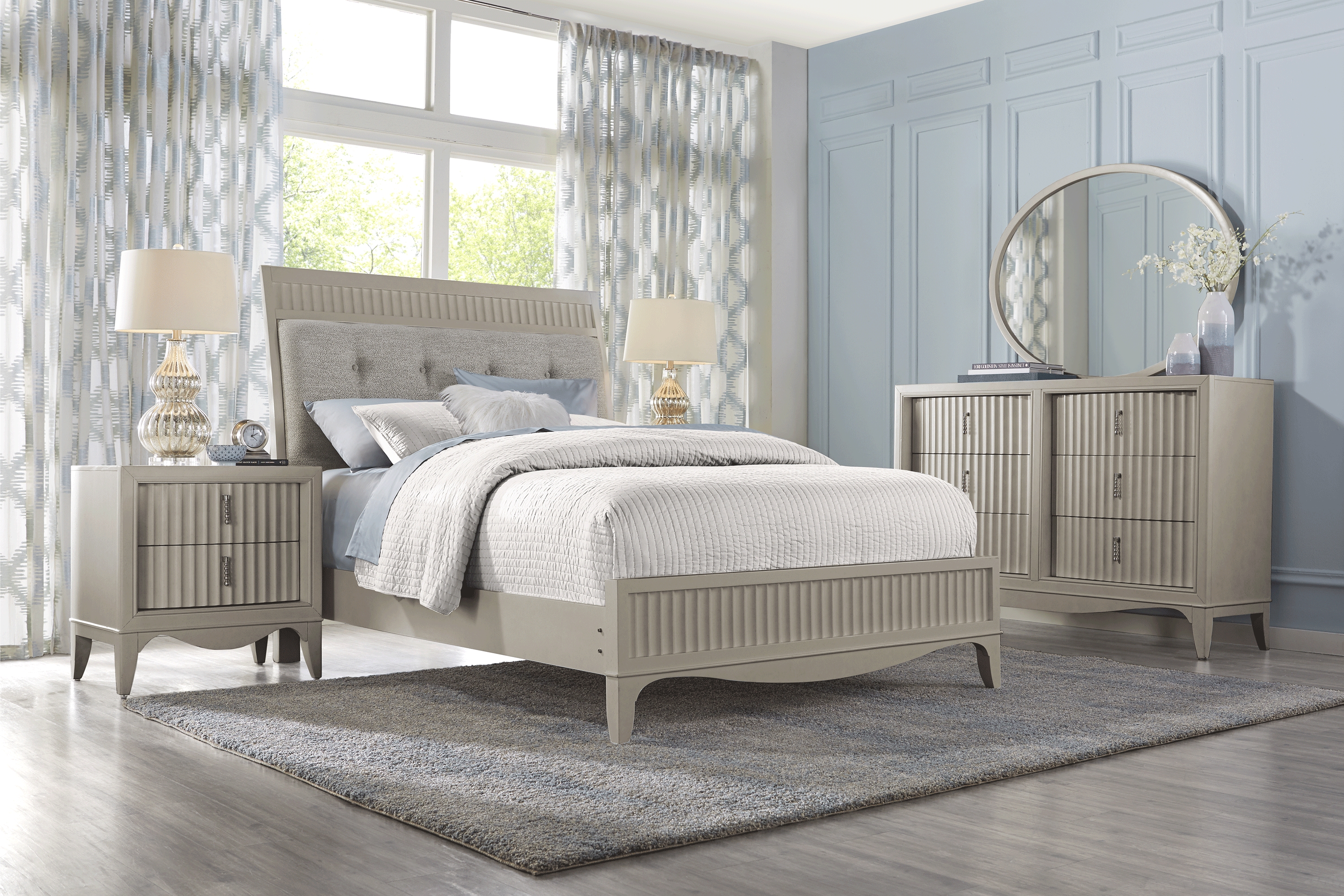 Cindy Crawford Home Clarendon Heights Gray 5 Pc Queen Panel Bedroom - Thumbnail - Image 1