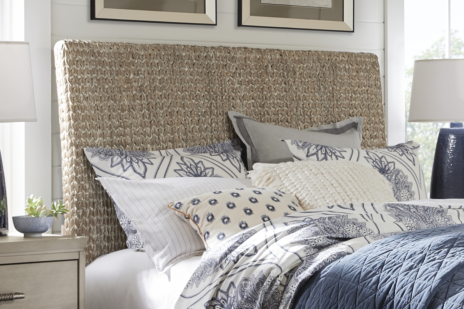 Golden Isles Gray 7 Pc King Woven Bedroom - Thumbnail - Image 3