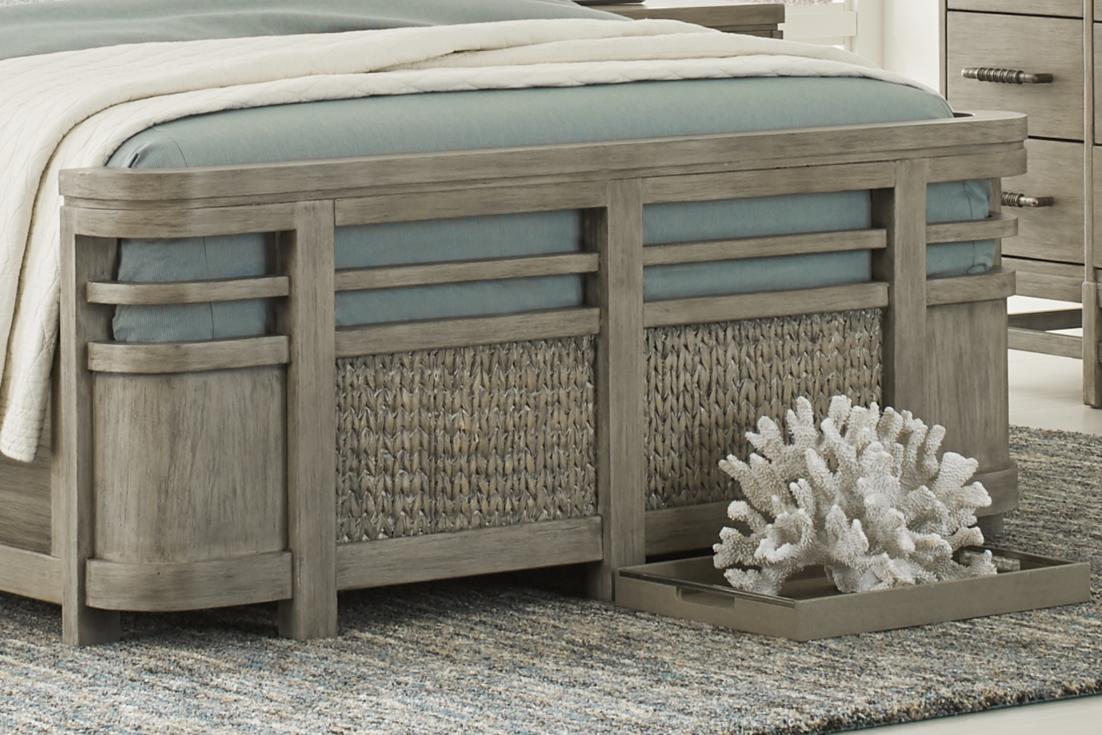 Golden Isles Gray 5 Pc Queen Panel Bedroom - Thumbnail - Image 4