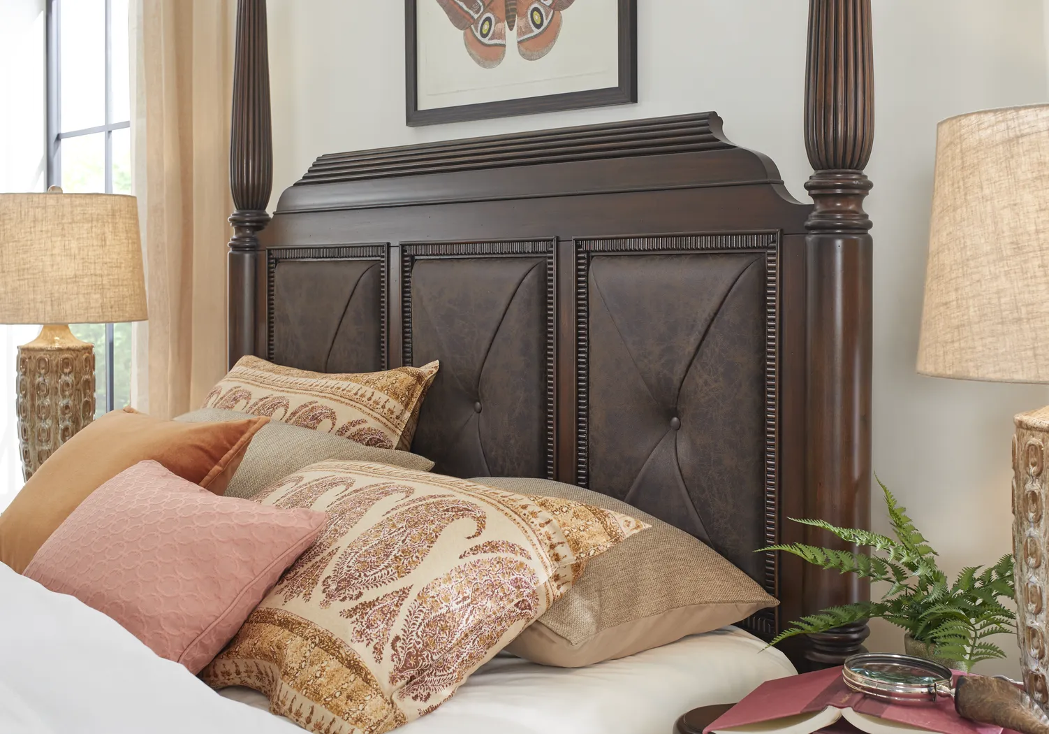 Cindy Crawford Home Grand Cayman Brown 5 Pc Queen Poster Bedroom - Thumbnail - Image 4