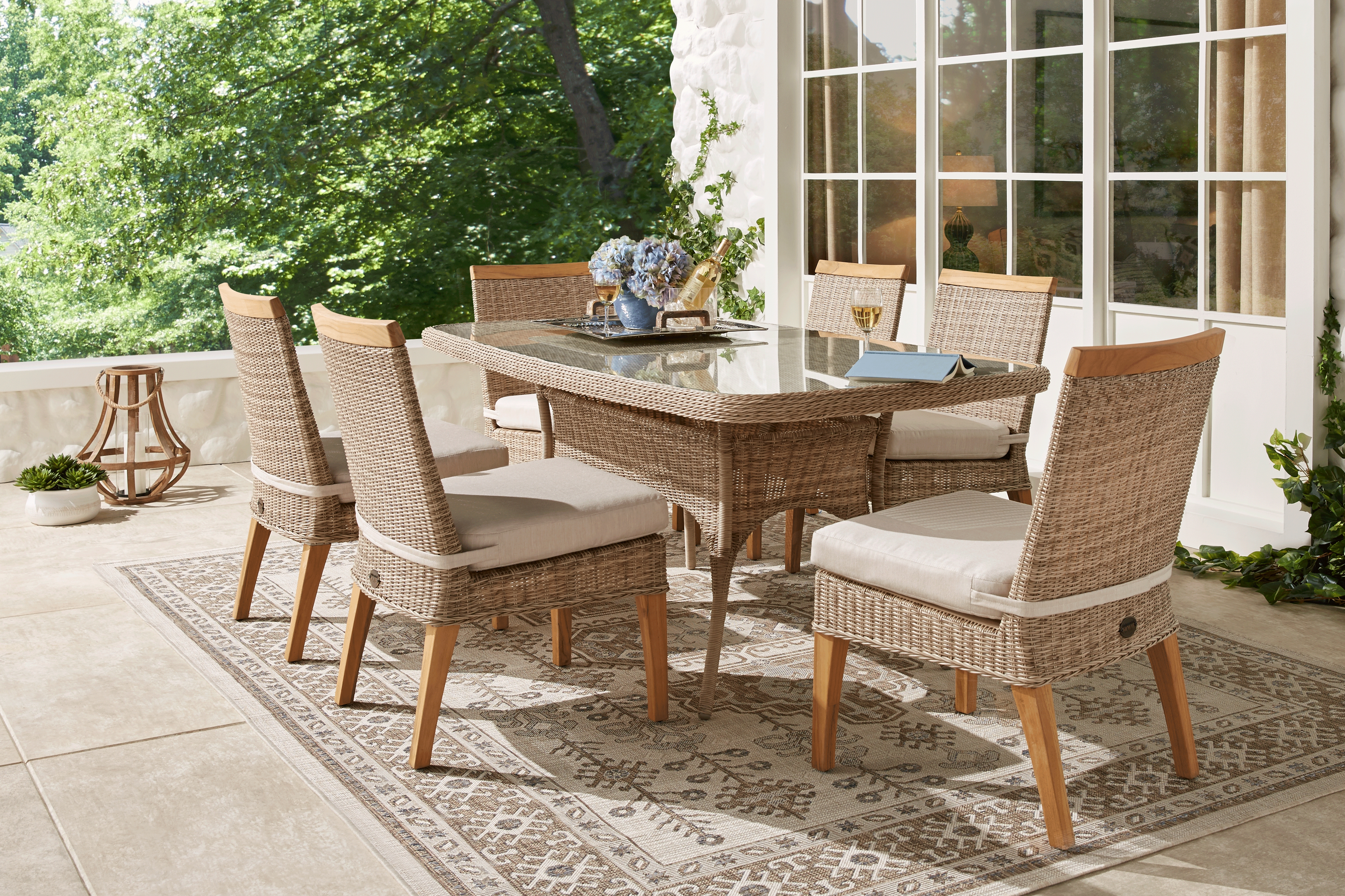 Hamptons Cove Gray 5 Pc Rectangle Outdoor Dining Set with Flax Cushions - Thumbnail - Image 1