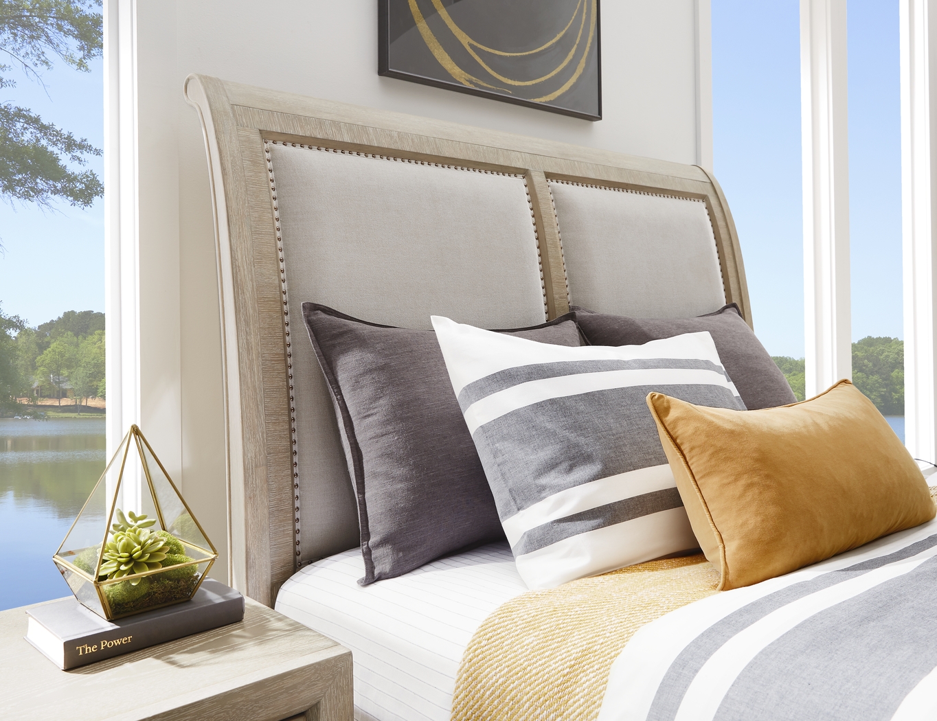 Cindy Crawford Home Kailey Park Light Oak 7 Pc King Sleigh Bedroom - Thumbnail - Image 4