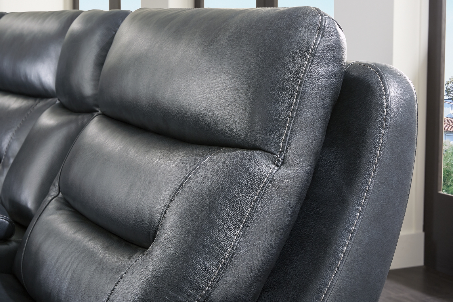 Regis Park Midnight Leather 9 Pc Dual Power Reclining Sectional Living Room - Thumbnail - Image 5