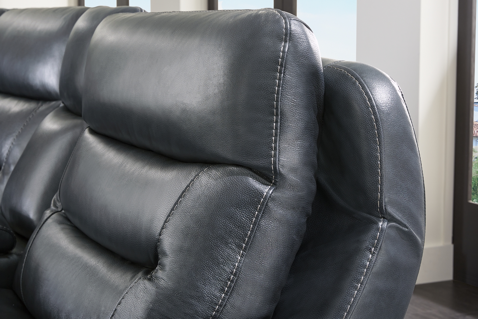 Regis Park Midnight Leather 9 Pc Dual Power Reclining Sectional Living Room - Thumbnail - Image 6