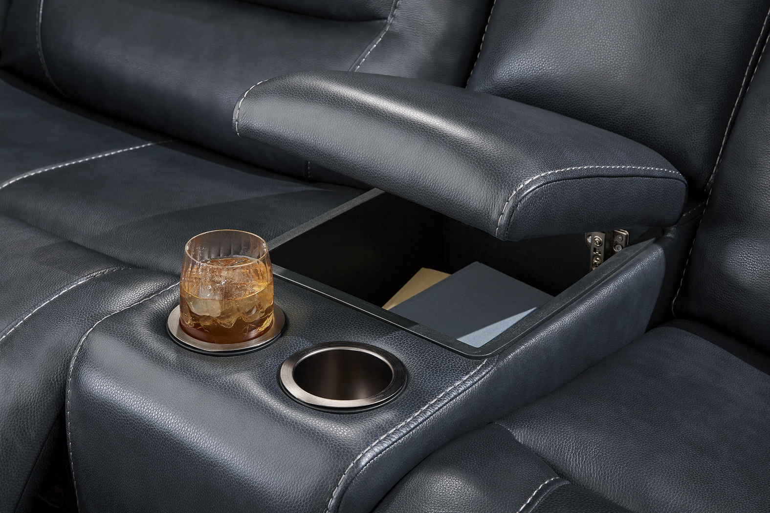 Regis Park Midnight Leather 9 Pc Dual Power Reclining Sectional Living Room - Thumbnail - Image 7