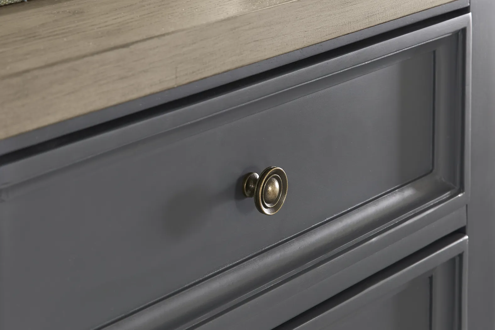 Shorewood Gray 7 Pc Dining Room - Thumbnail - Image 9