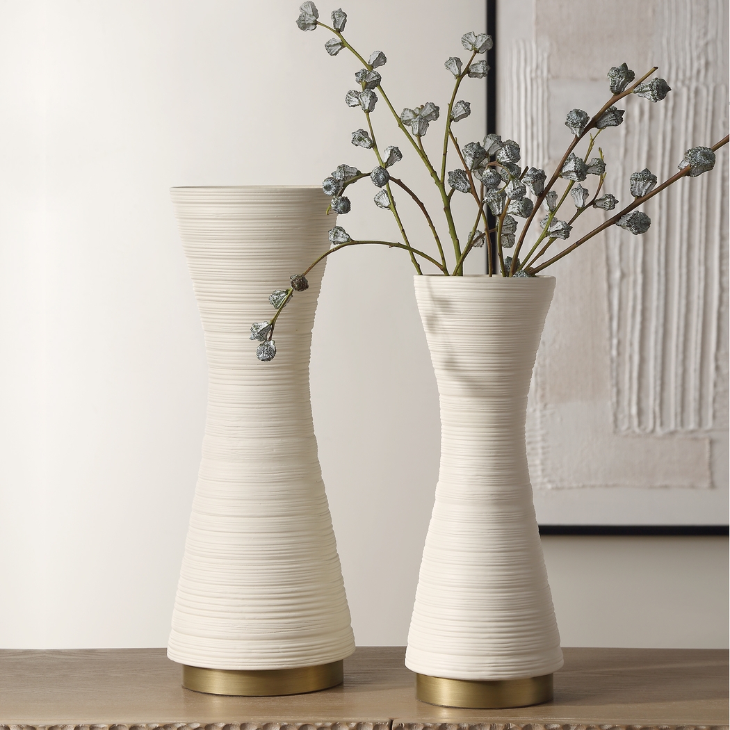 Claaccu White Vase, Set of 2 - Thumbnail - Image 2