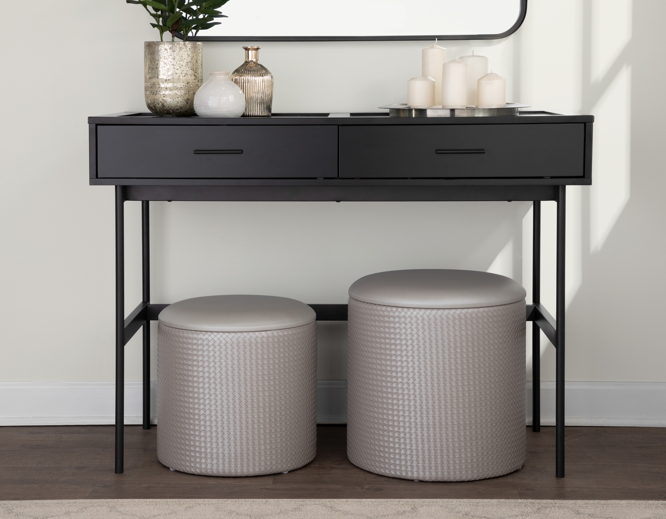 Clarinth Silver Ottoman, Set of 2 - Thumbnail - Image 2