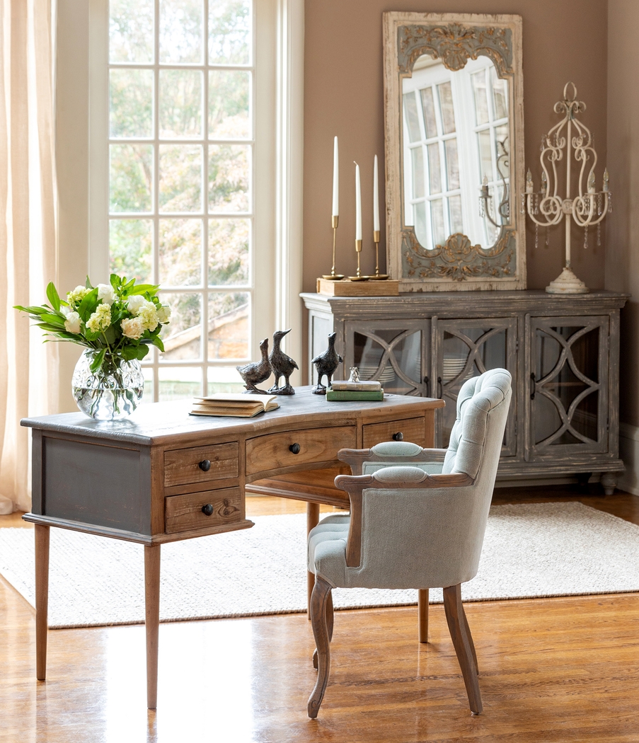 Clattam Gold Candle Holder, Set of 3 - Thumbnail - Image 6