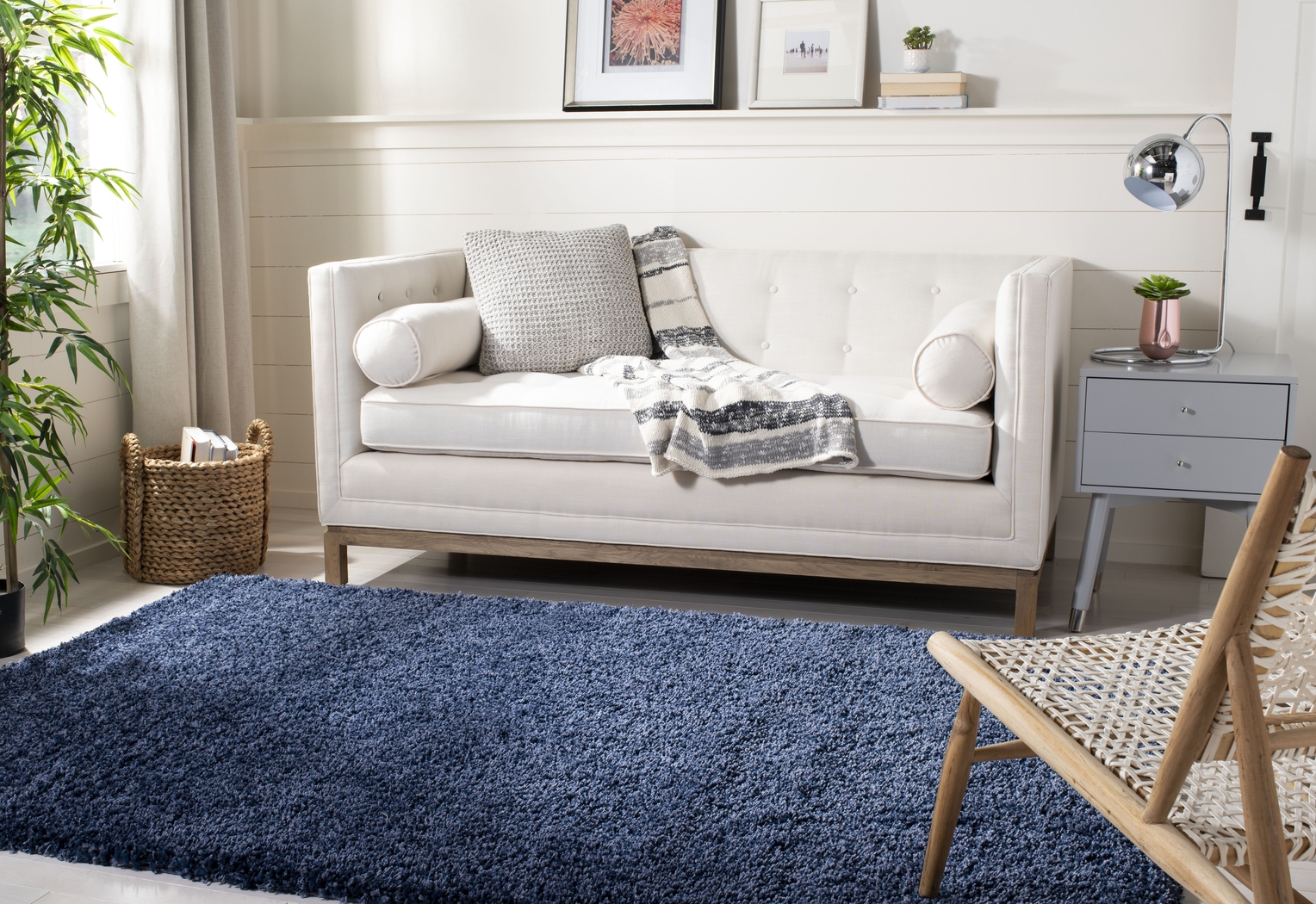 Cleona Navy 5'3 x 7'6 Rug - Thumbnail - Image 4