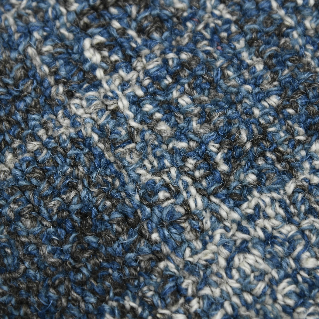Clinver Turquoise/Blue 5' x 7'6 Rug - Thumbnail - Image 4